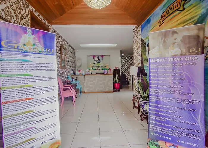 Hotel O Gayatri Residence Jakarta